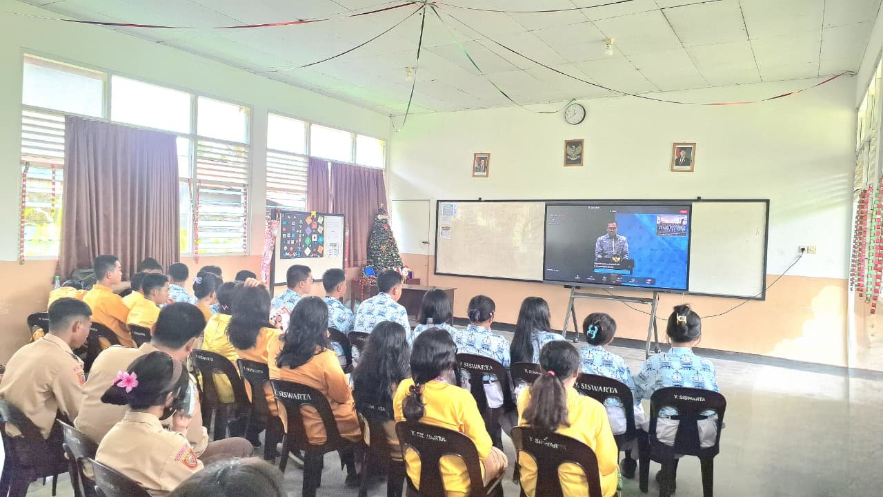 Menyongsong Masa Depan Pendidikan: Seluruh Siswa SMAS Katolik Santo Aloysius Gonzaga Pangkalan Bun Ikuti Launching Program Strategis Pendidikan